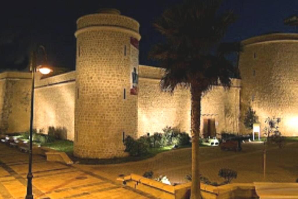 A 600 M De La Playa Y El Castillo Santa Ana Roquetas de Mar Exterior photo